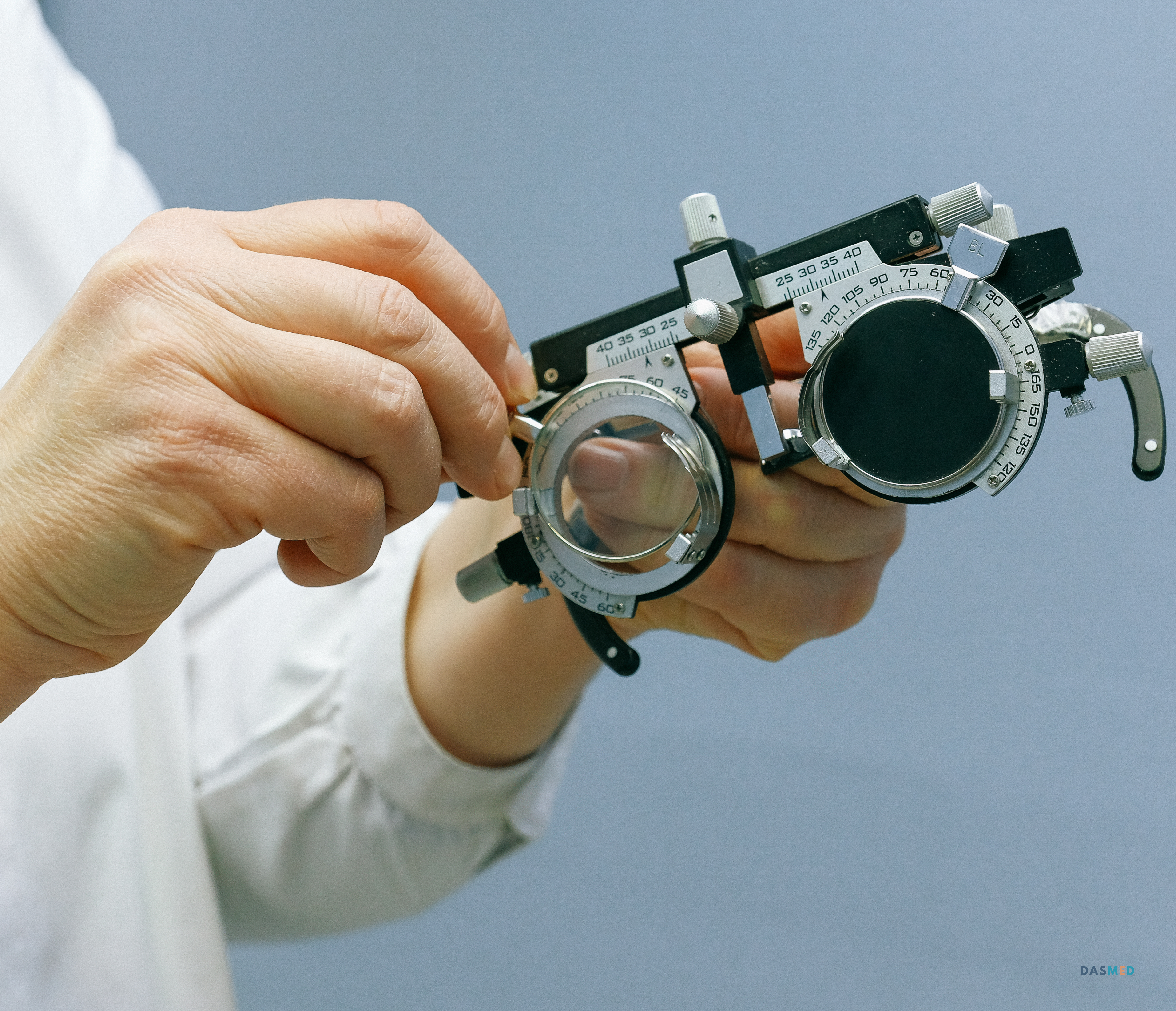 equipamento de oftalmologia